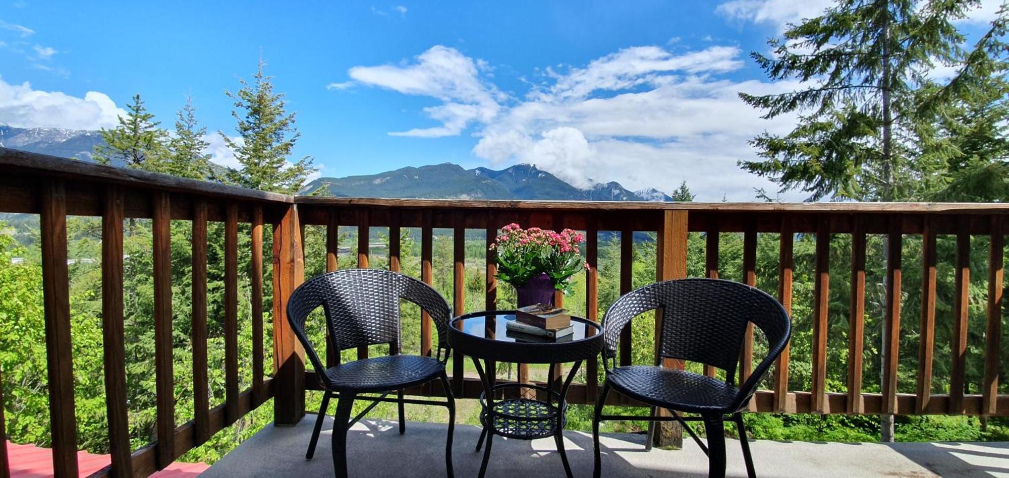 Alpine Meadows Lodge Golden Extérieur photo