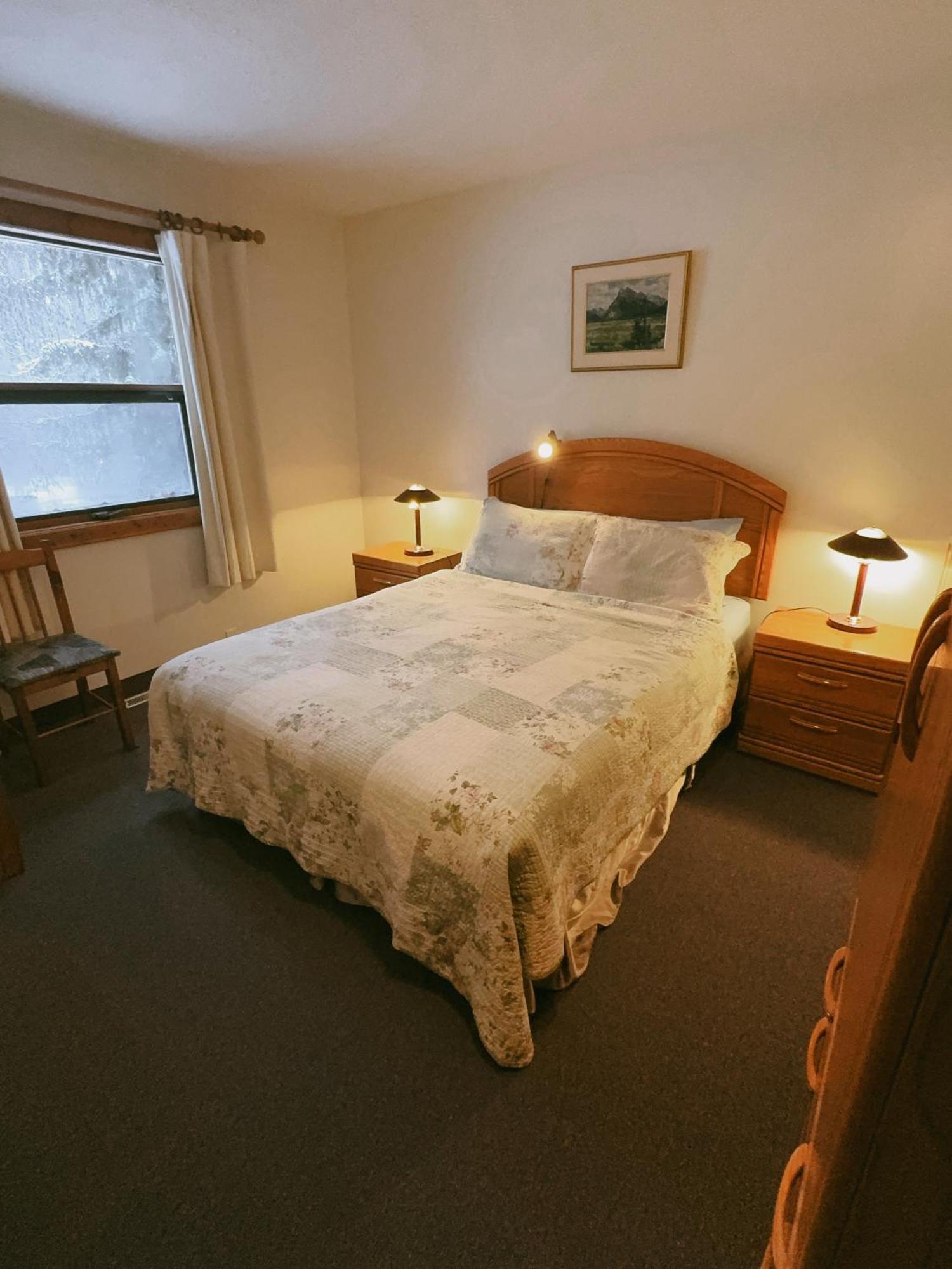Alpine Meadows Lodge Golden Extérieur photo