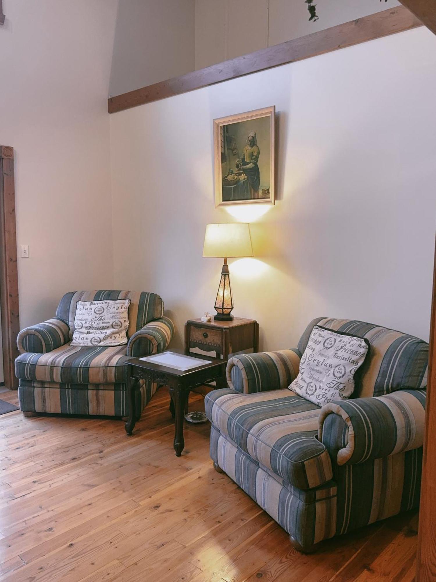 Alpine Meadows Lodge Golden Extérieur photo